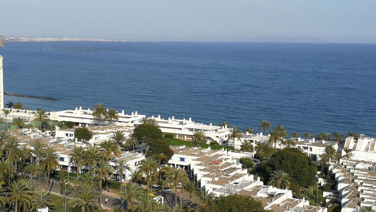 Alojamiento Con Vistas Al Mar Aguadulce  Bagian luar foto