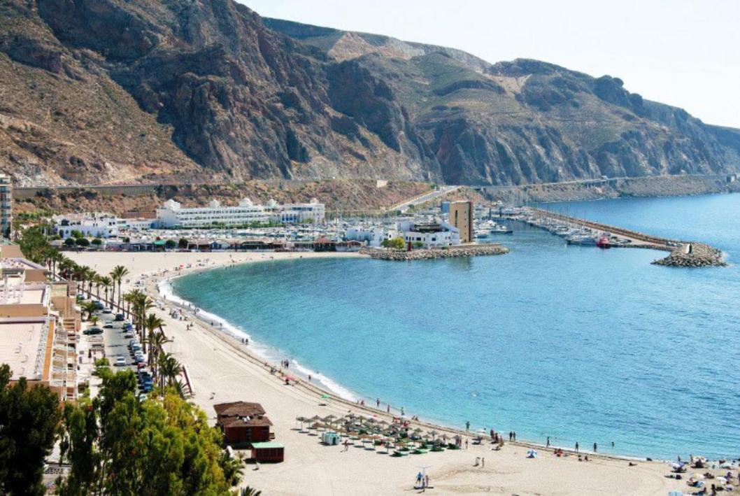 Alojamiento Con Vistas Al Mar Aguadulce  Bagian luar foto
